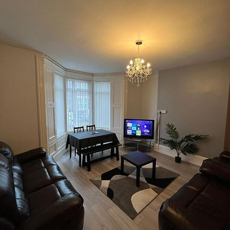 Arthurs Hill Newcastle, Free Parking Fully Equipped Kitchen 4 Bedrooms, Near City Centre Exterior foto