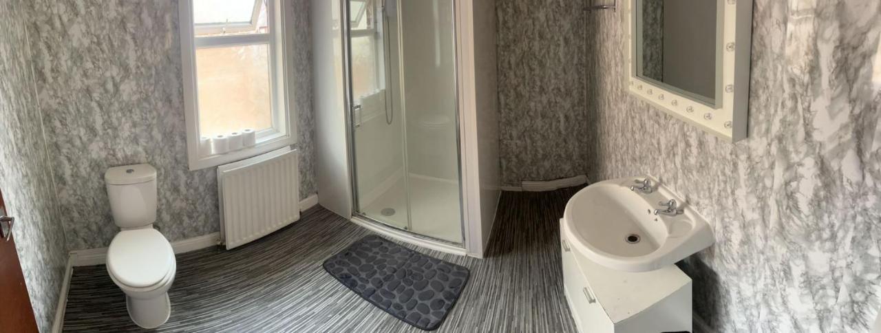 Arthurs Hill Newcastle, Free Parking Fully Equipped Kitchen 4 Bedrooms, Near City Centre Exterior foto